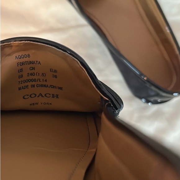 Size 8M Coach Fortunata Sig C Loafers - Picture 5 of 11